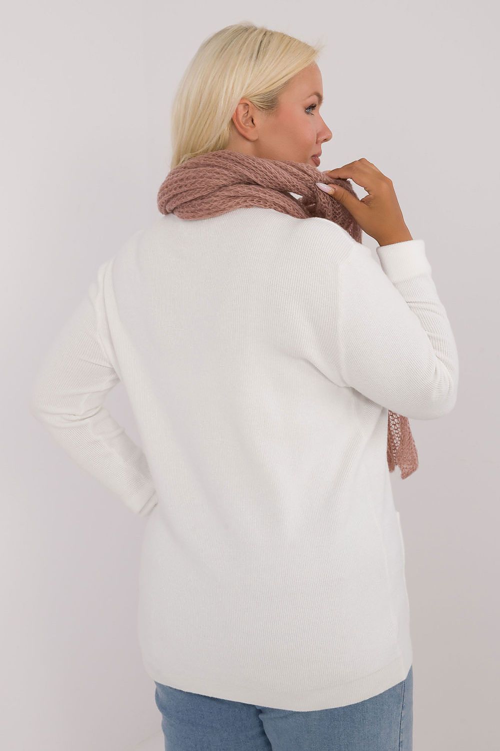 scarf model 200976 AT