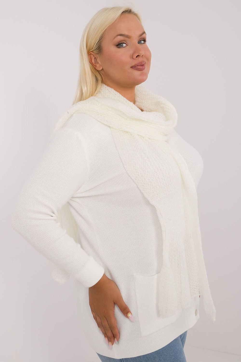 scarf model 200976 AT