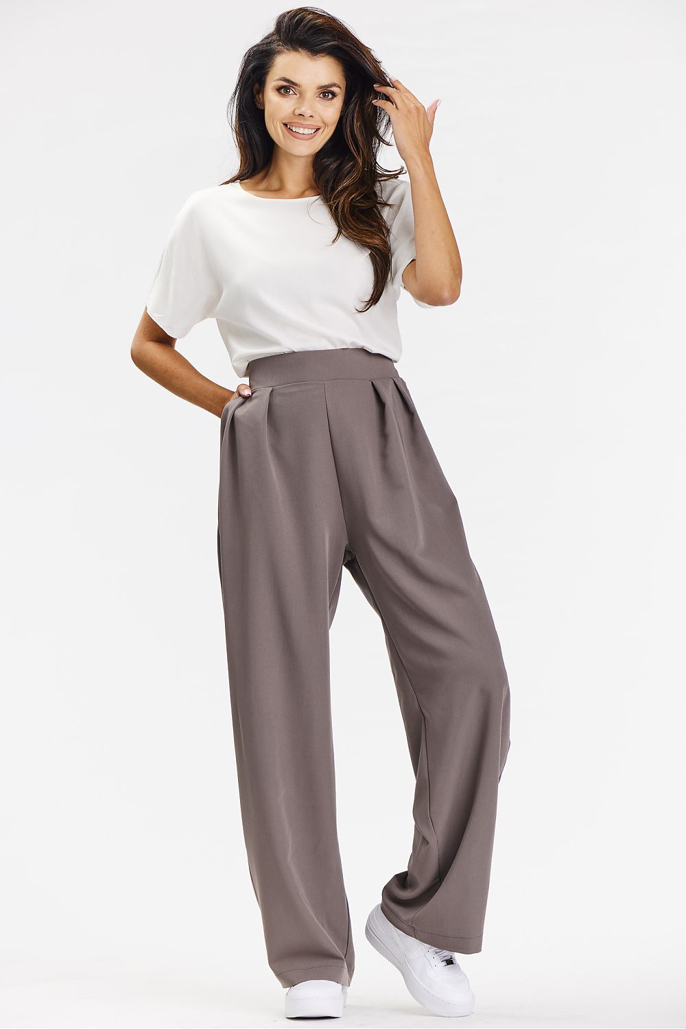 Ladies trousers model 201252 awama