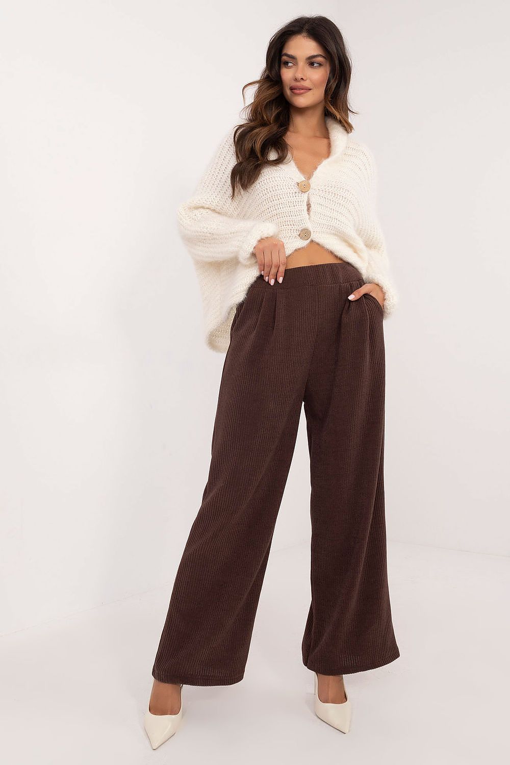 Women's trousers model 201871 Italy Moda