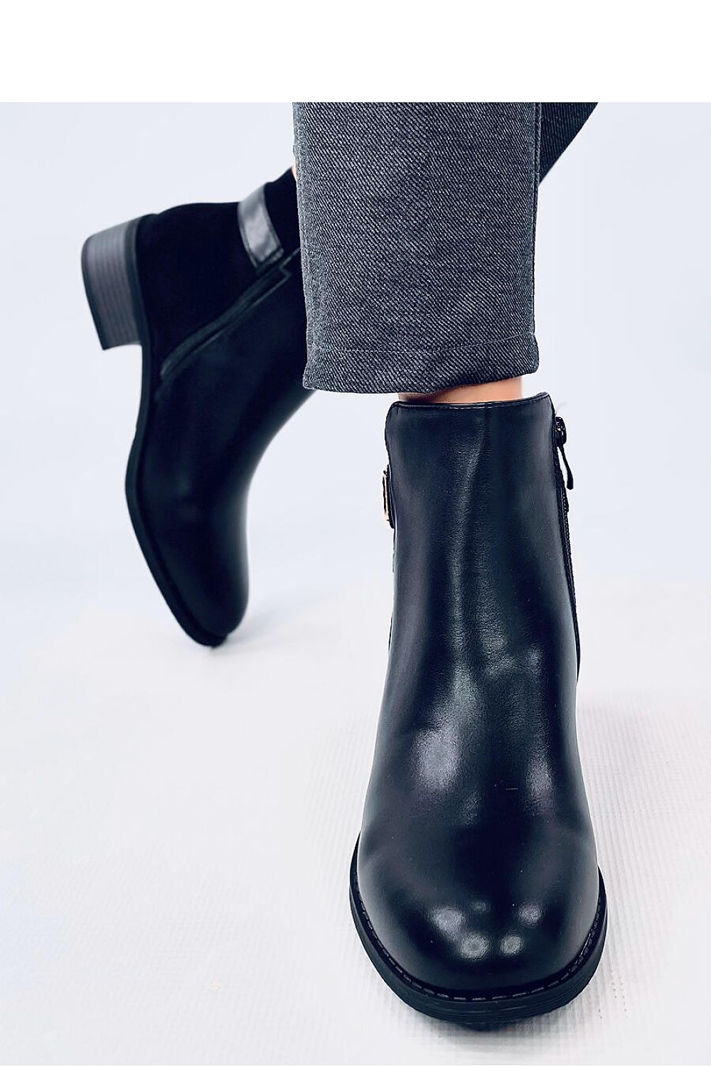 Chelsea boots model 201936 Inello