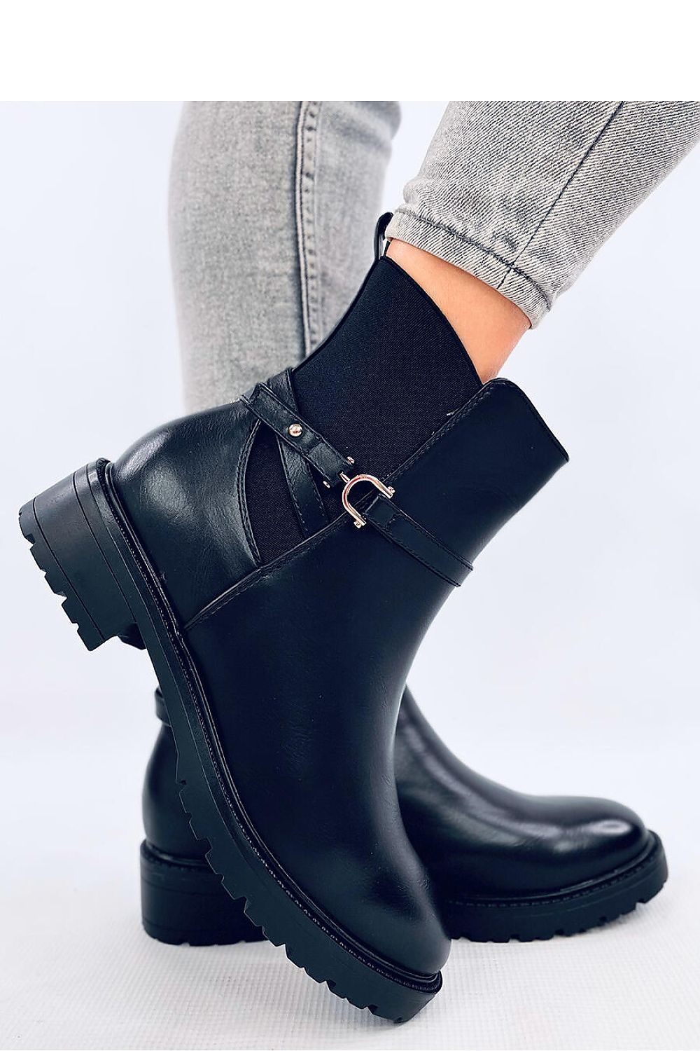 Chelsea boots model 201984 Inello