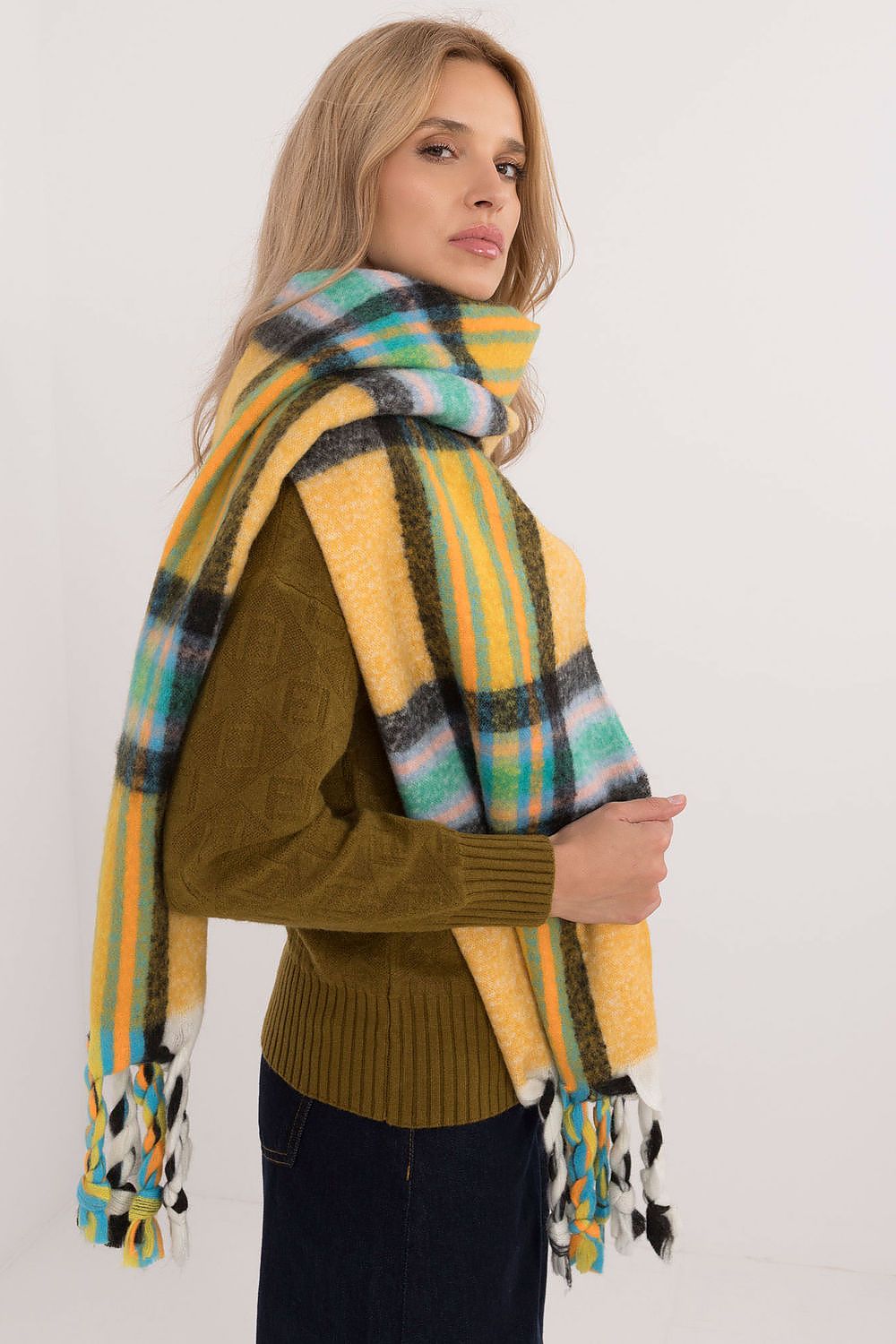 scarf model 202584 AT