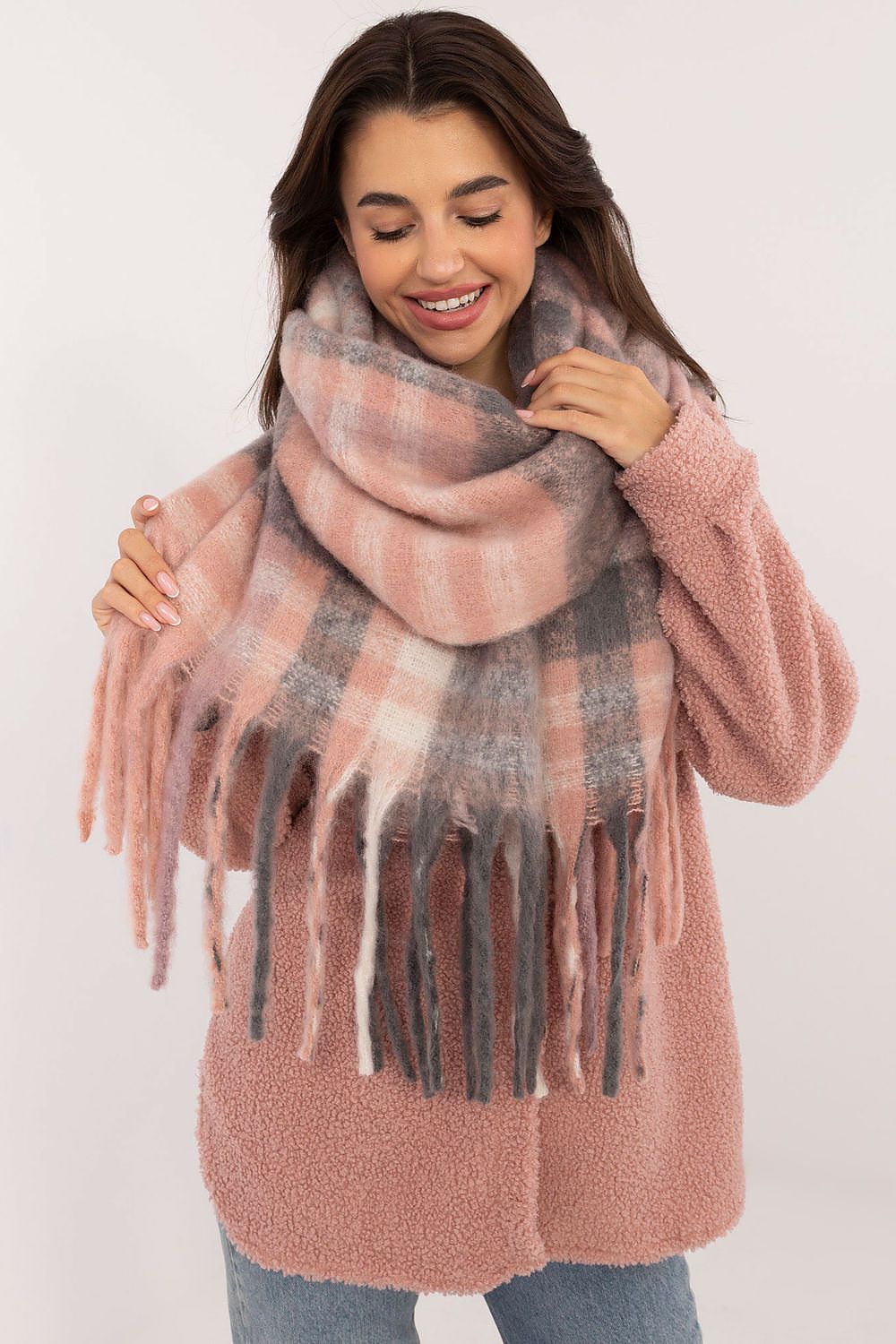 scarf model 203173 AT