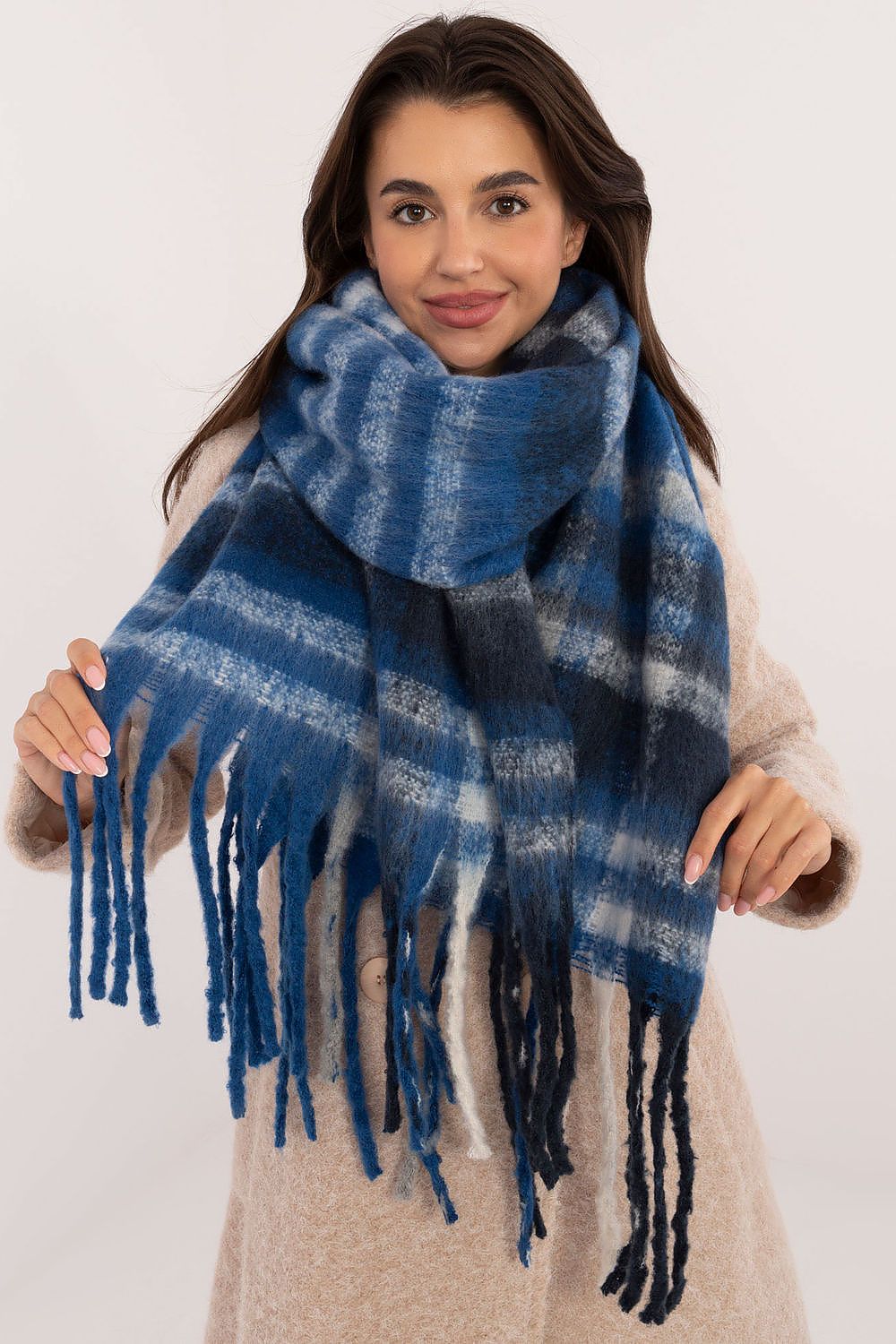 scarf model 203173 AT