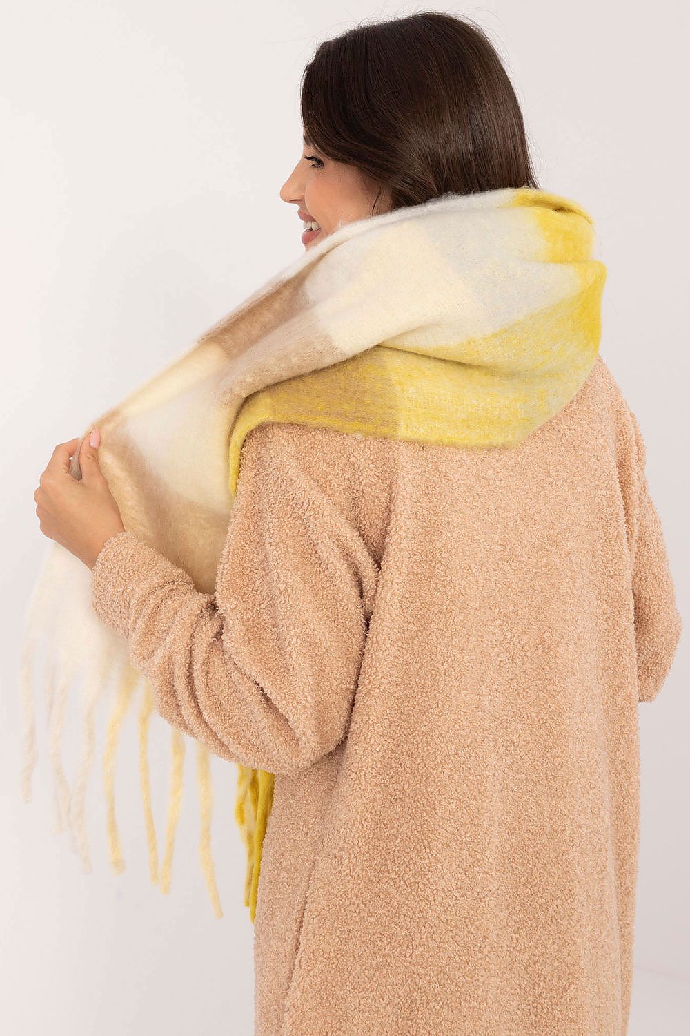 scarf model 203186 AT