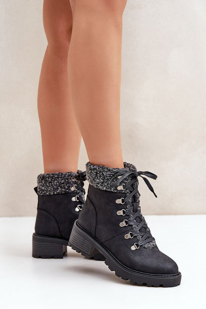 Heavy ankle boots model 203923 Step in style