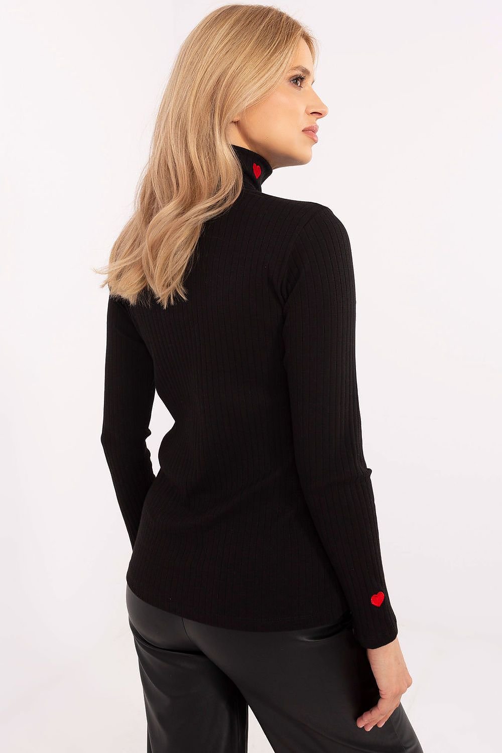 Elegance Ribbed Heart Embroidery Turtleneck – Everyday Comfort &amp; Office Style | 204438 Relevance