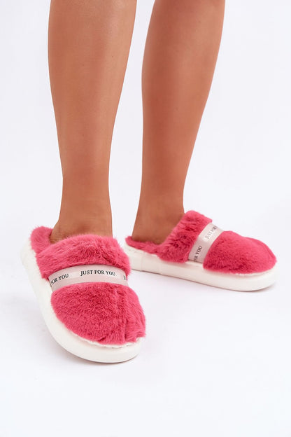 slippers model 204935 Step in style