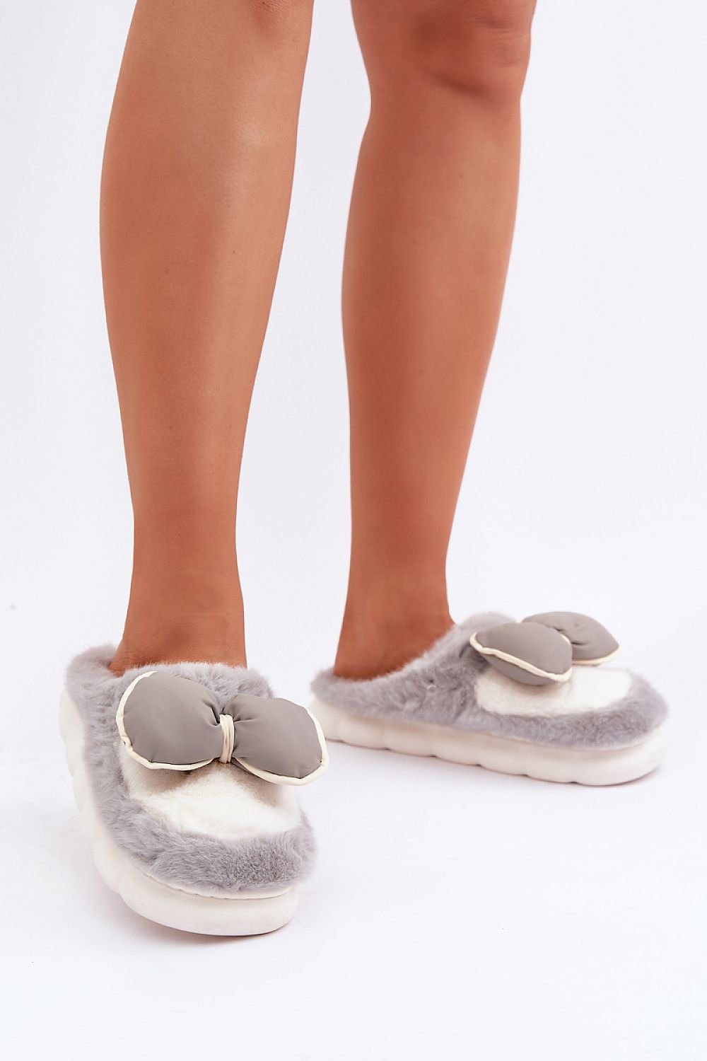 slippers model 204947 Step in style