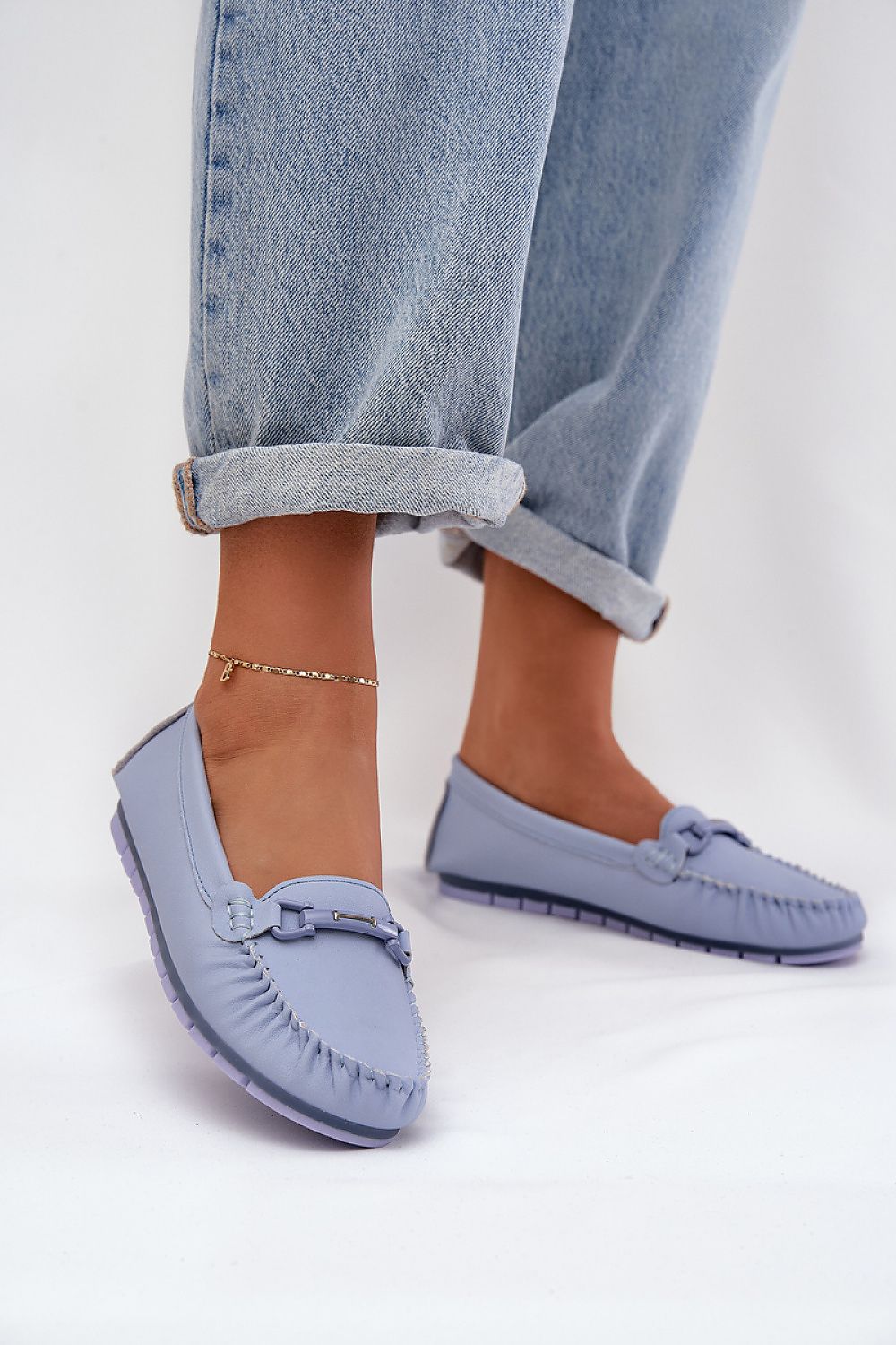 StrideCharme Moccasins – Blauw leer met ornament en dempende rubberen zool