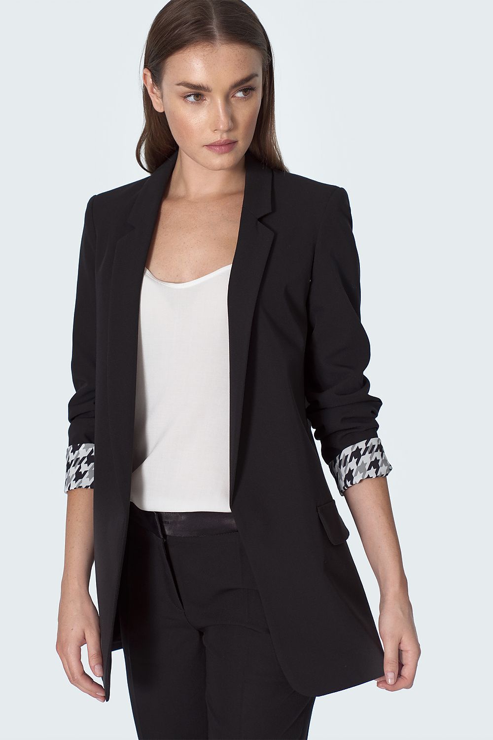 "Liora - Blazer in zwart voor een stijlvolle look"