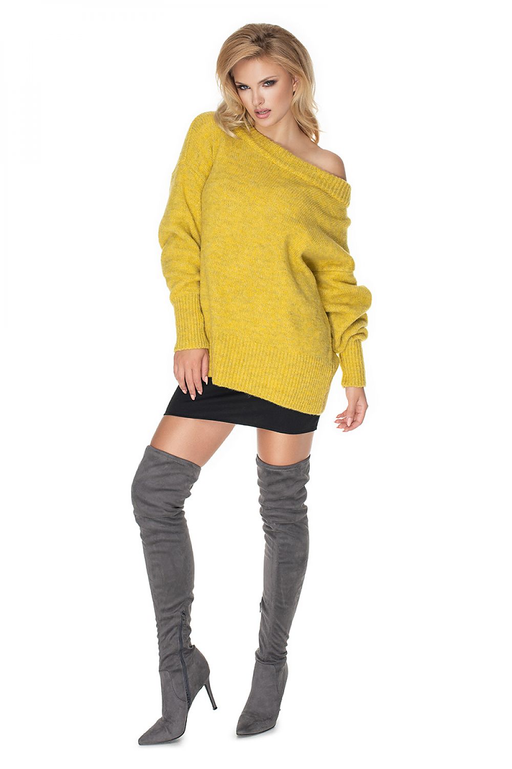 sweater model 135320 PeeKaBoo