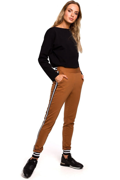 Women's trousers model 135474 Moe