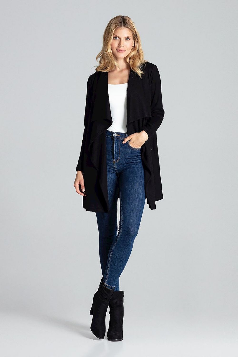 cardigan model 138261 Figl