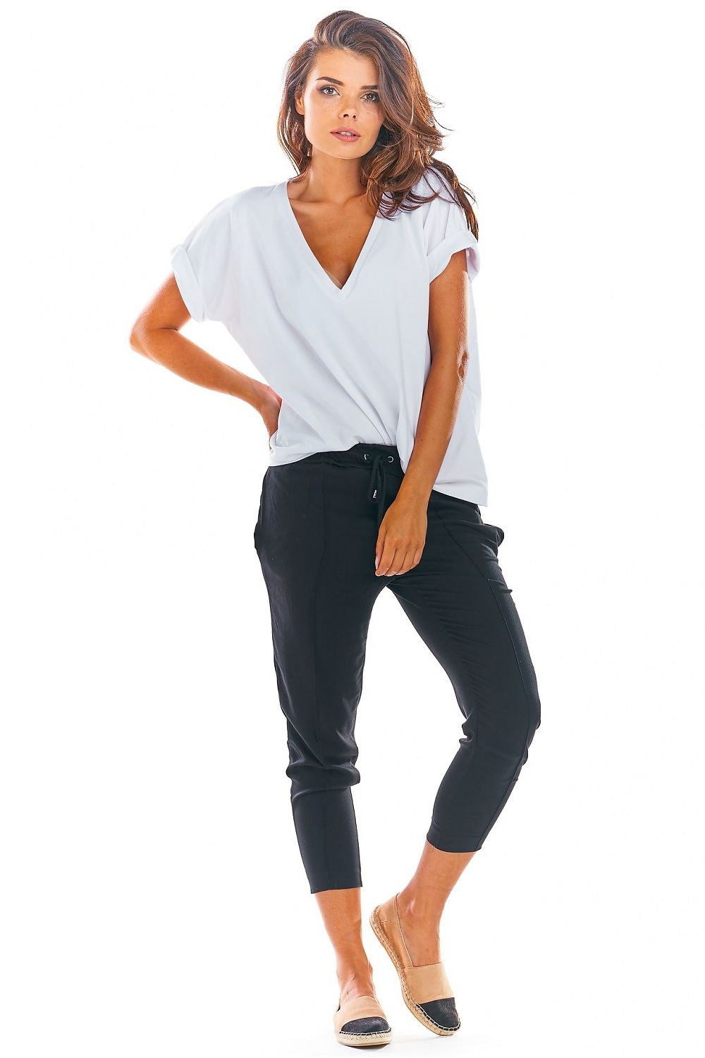 Ladies trousers model 144656 awama