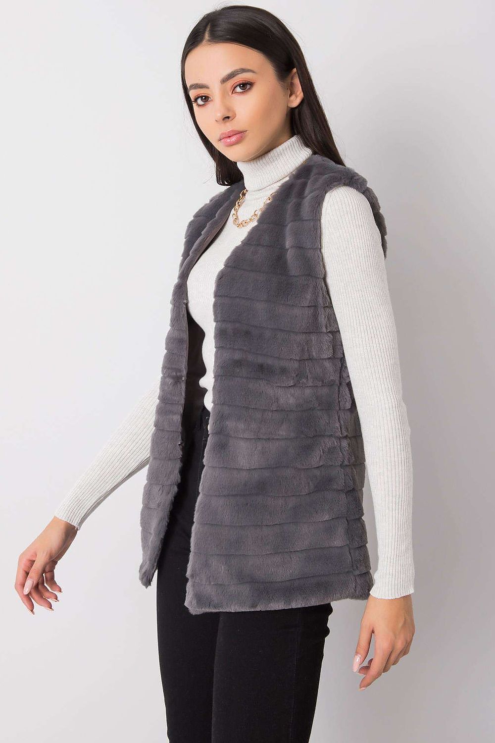 vest model 187450 Och Bella