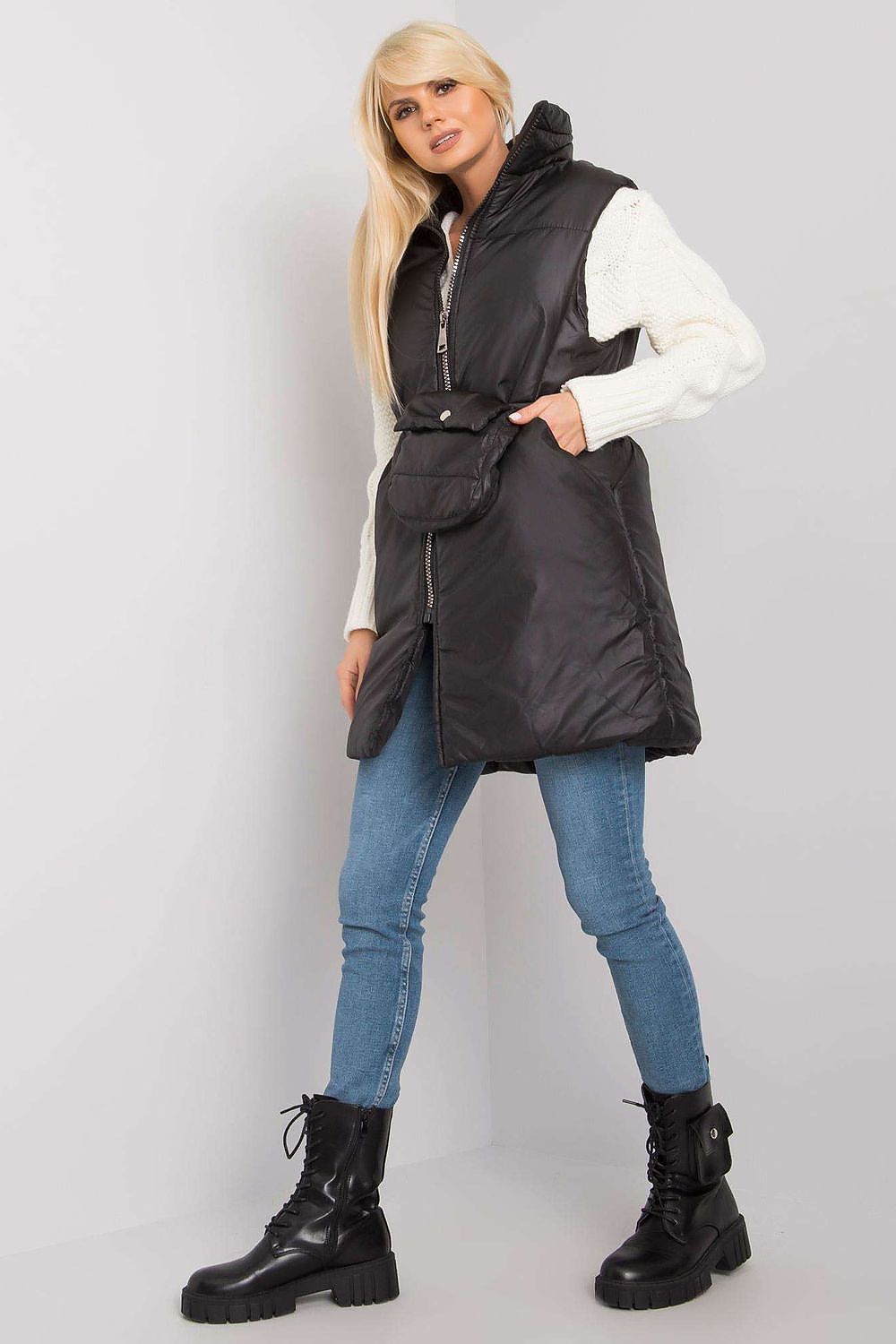 vest model 160763 Ex Moda