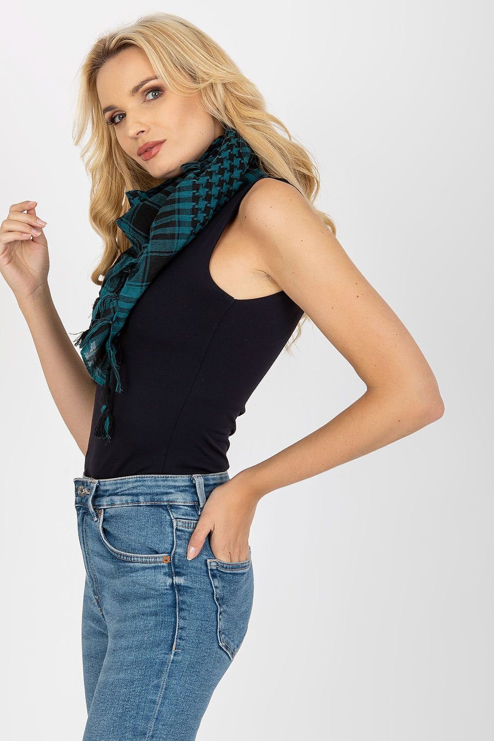 scarf model 171775 AT