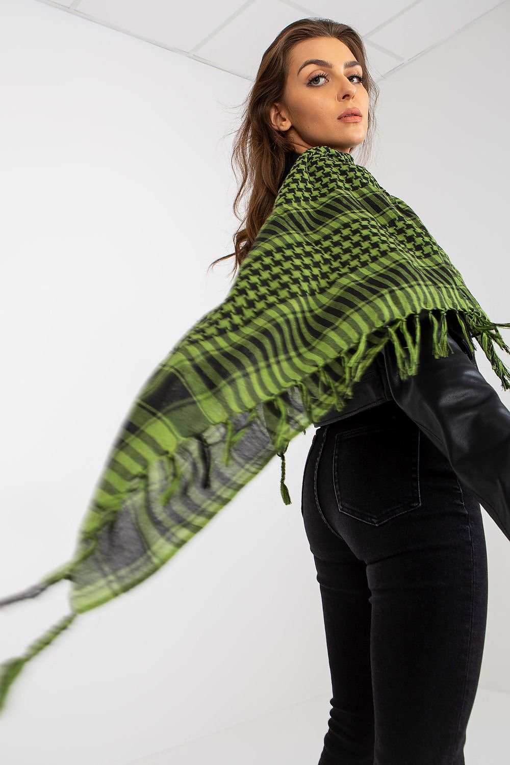 scarf model 171775 AT