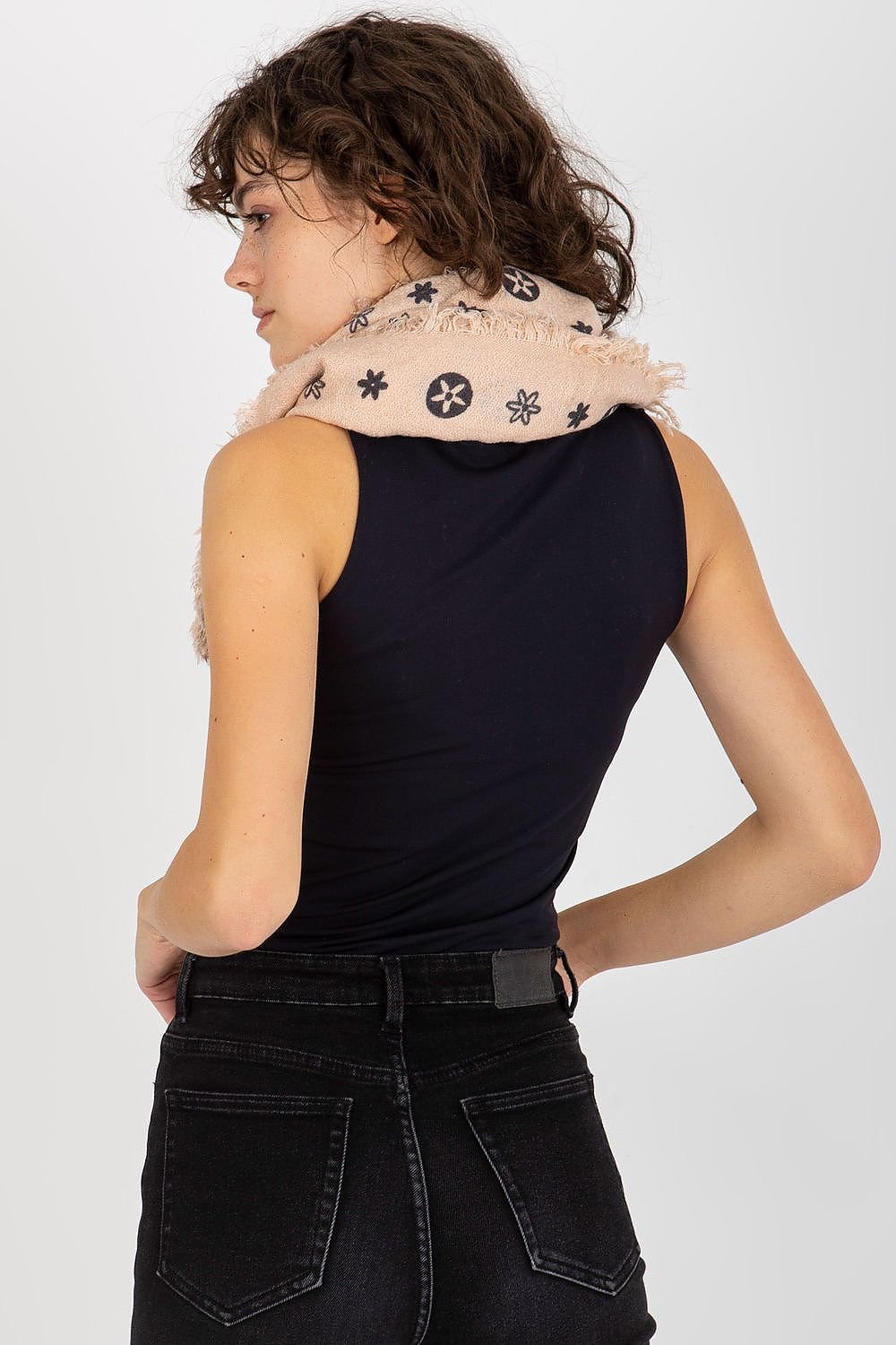 scarf model 174873 AT