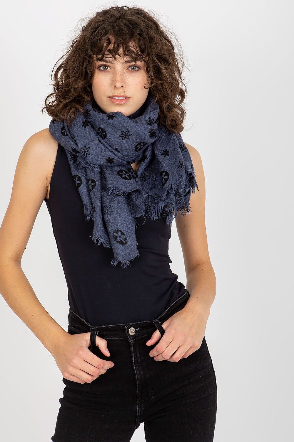 scarf model 174873 AT