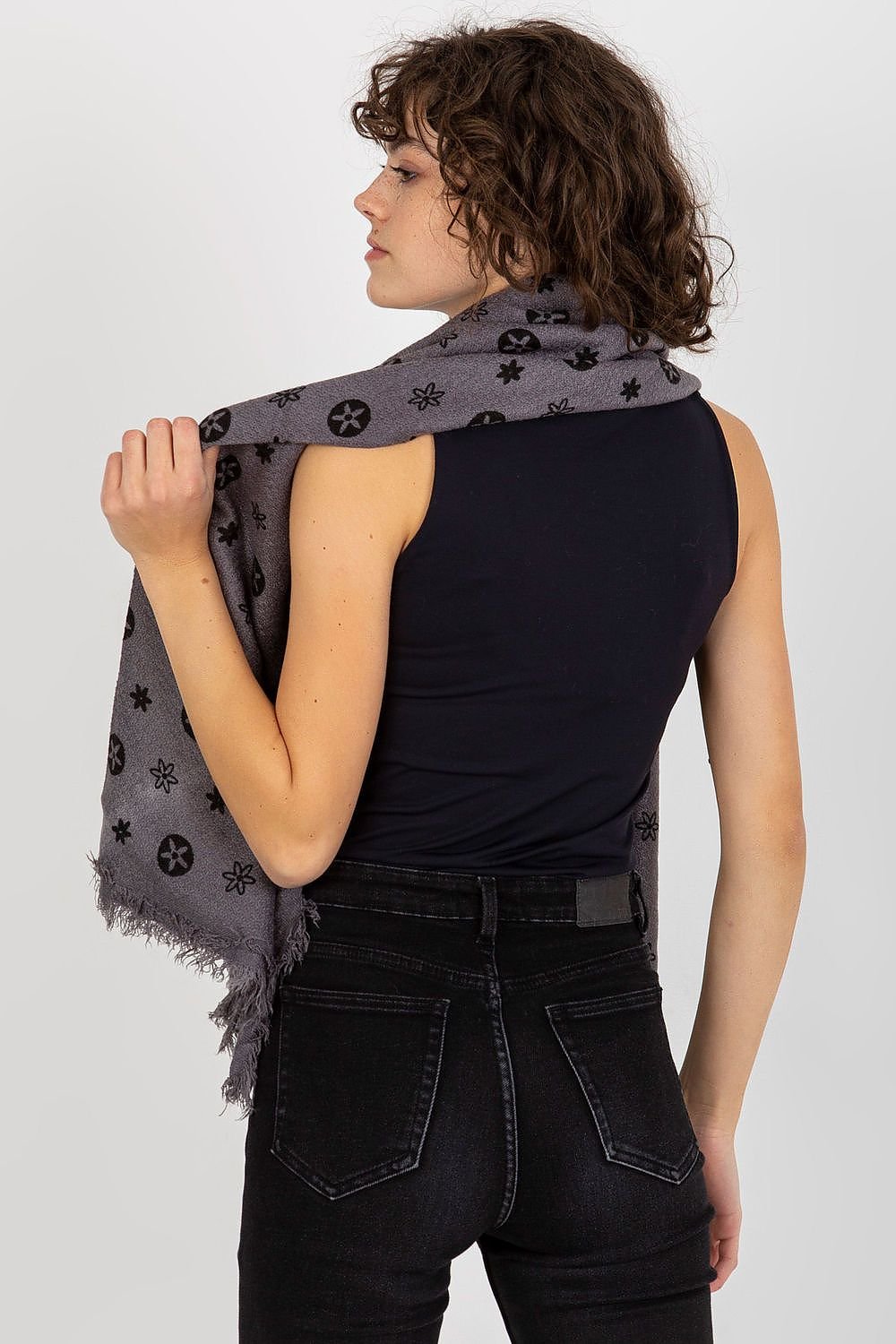 scarf model 174873 AT