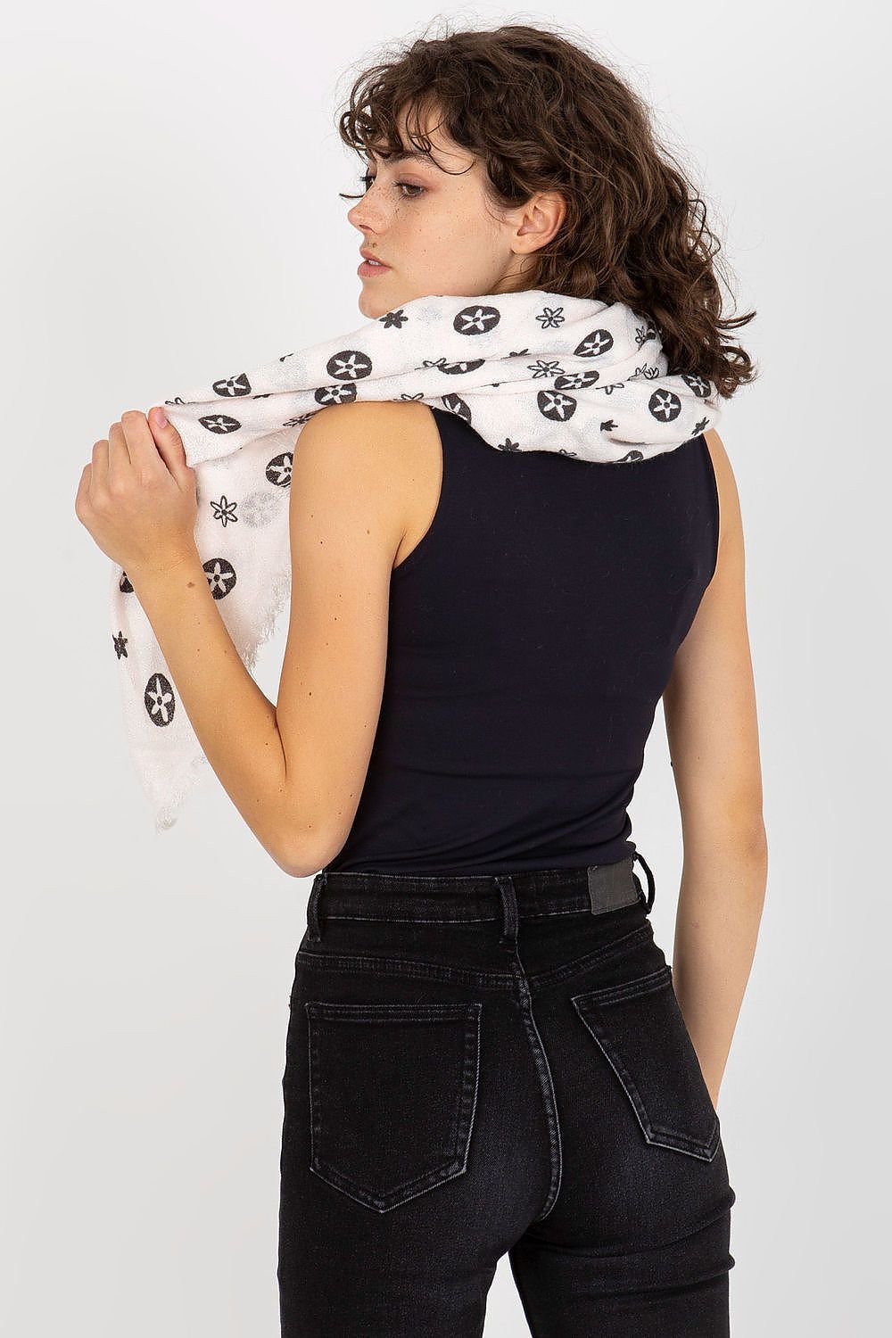 scarf model 174873 AT