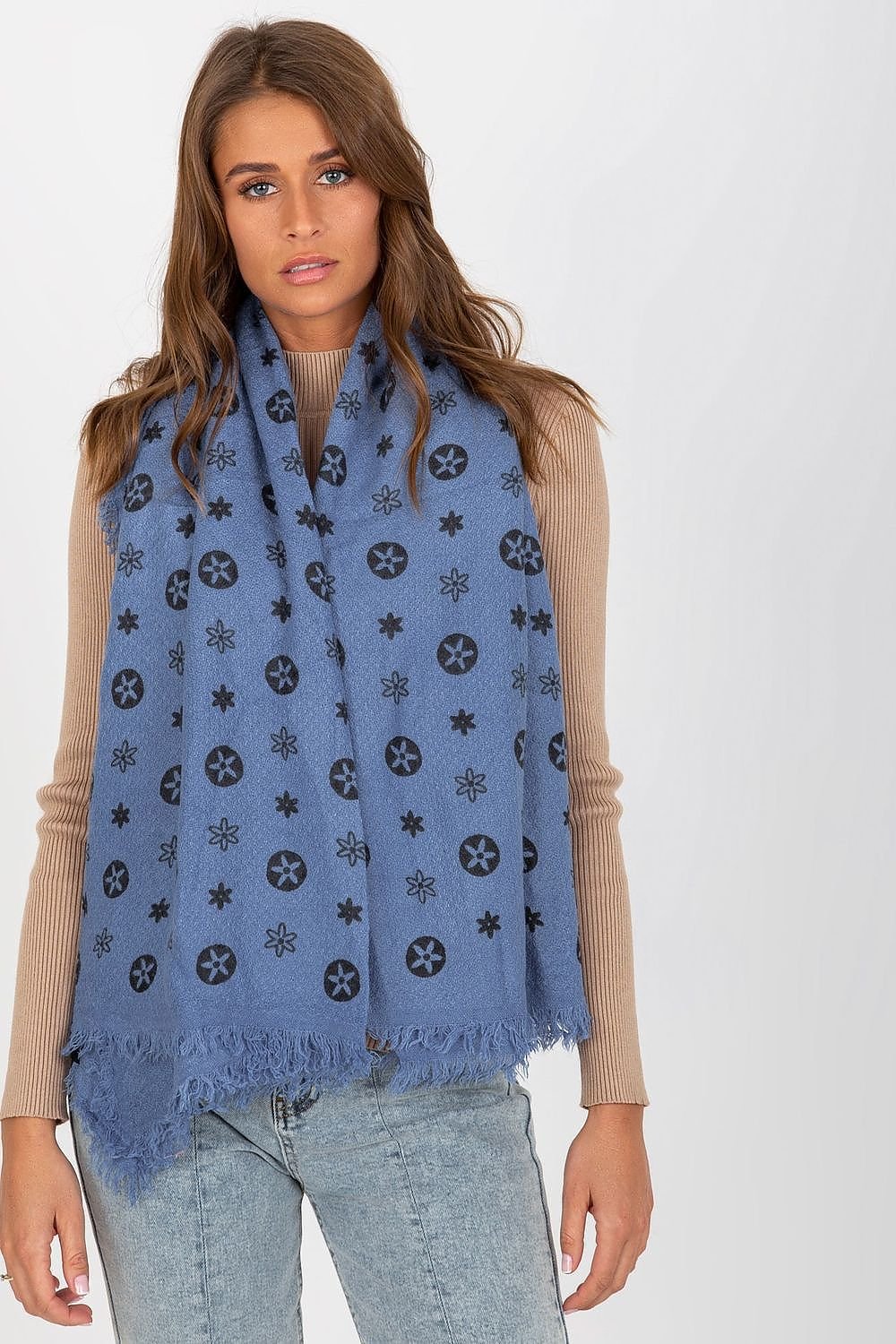 scarf model 174873 AT