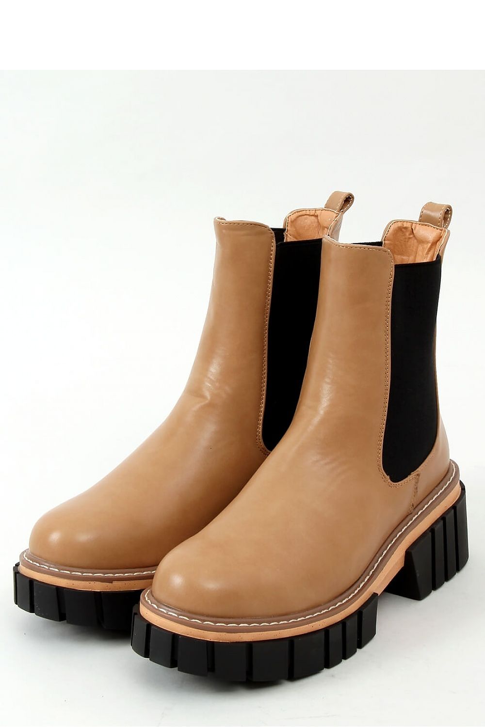 Chelsea boots model 183552 Inello