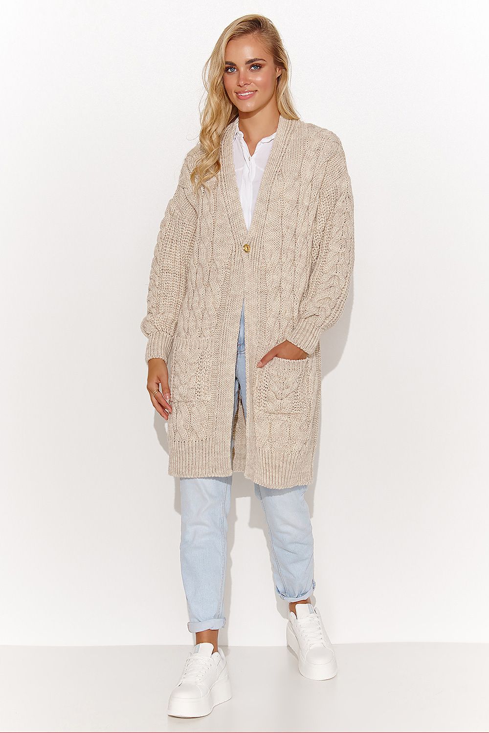 cardigan model 184394 Makadamia