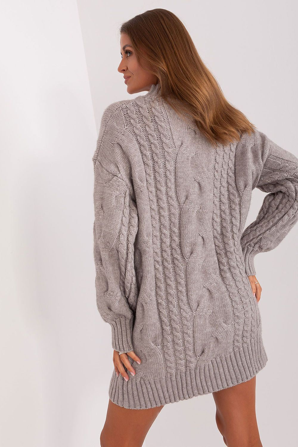 Langer Pullover Modell 185743 AT