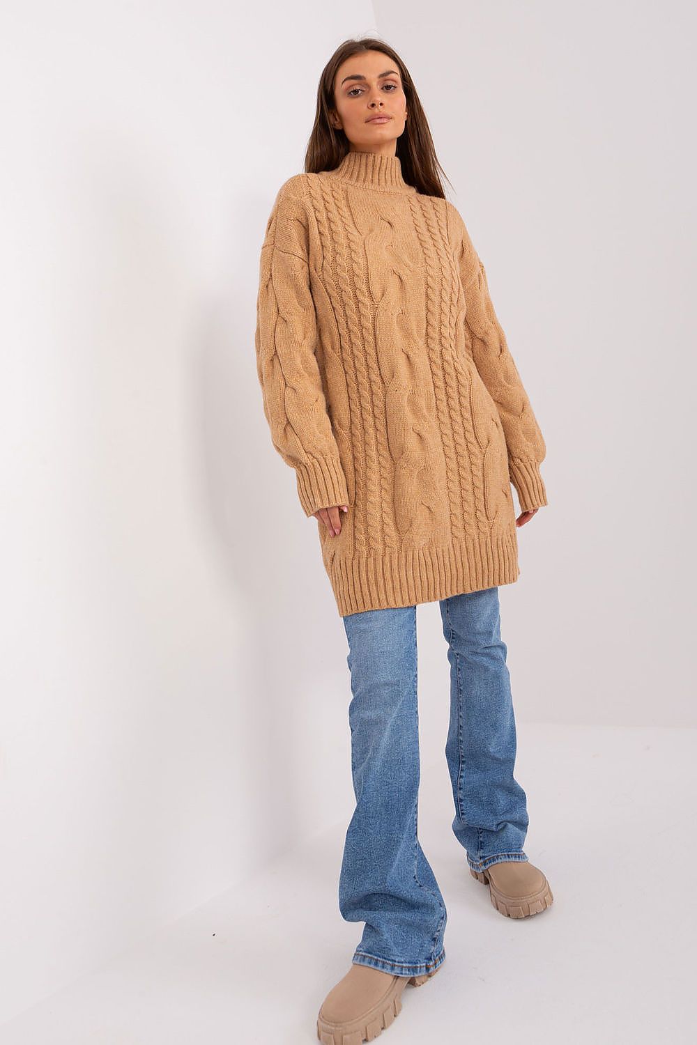 Langer Pullover Modell 185743 AT