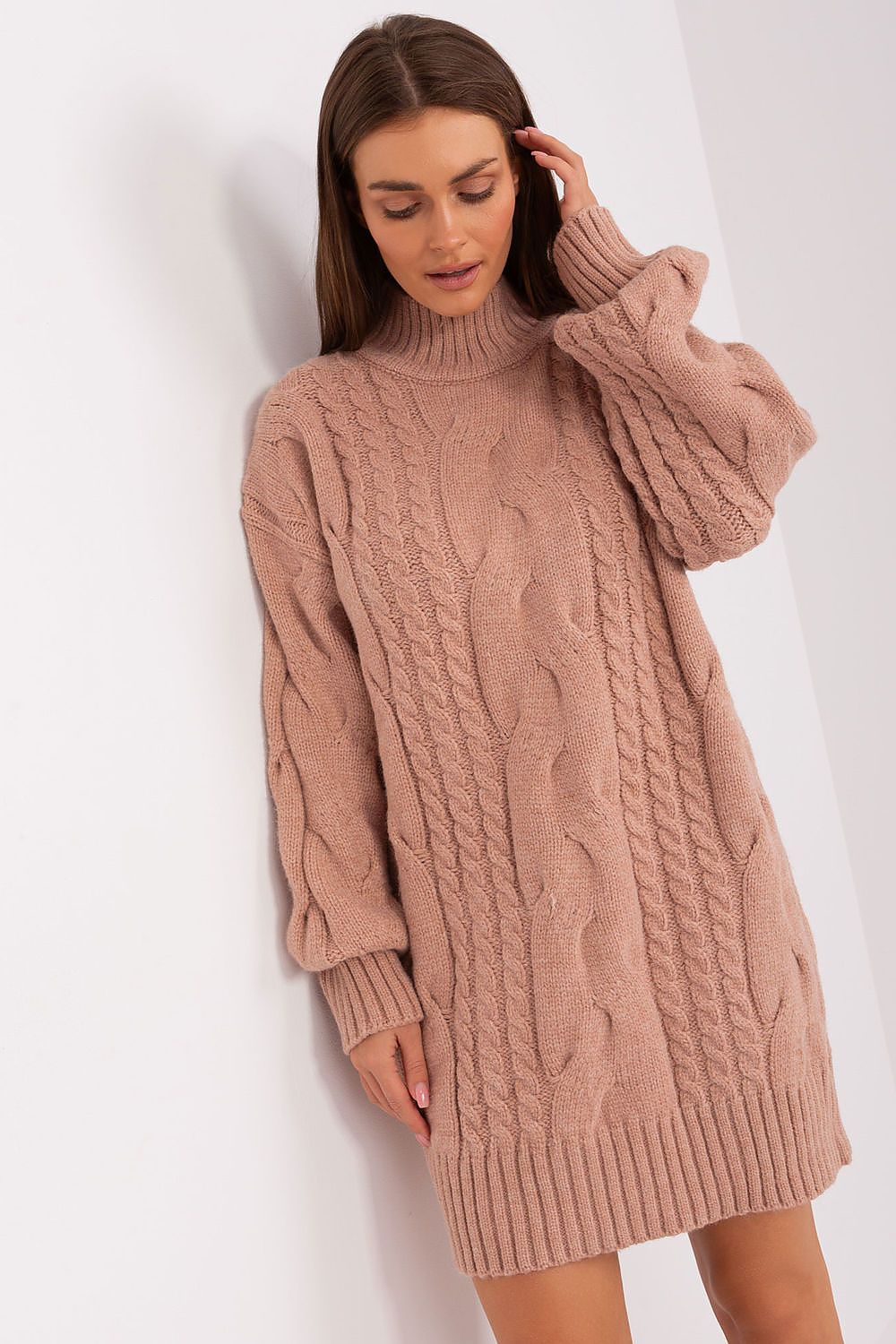 Langer Pullover Modell 185743 AT