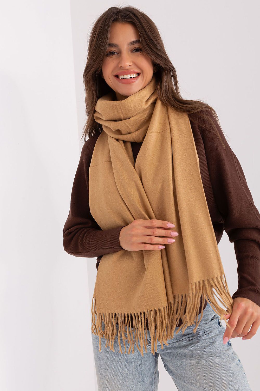 AT Scarf Model 187617 - Stylish and Comfortable