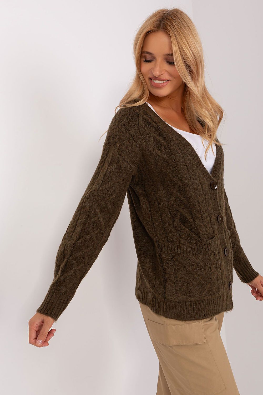 Strickjacke Modell 186752 AT