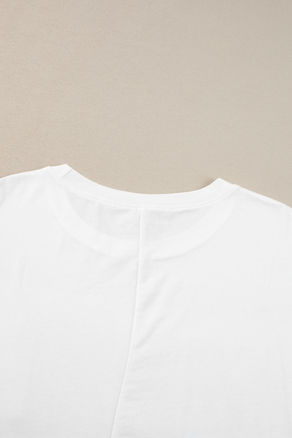 White MAMA T-shirt with chenille patches and round neckline