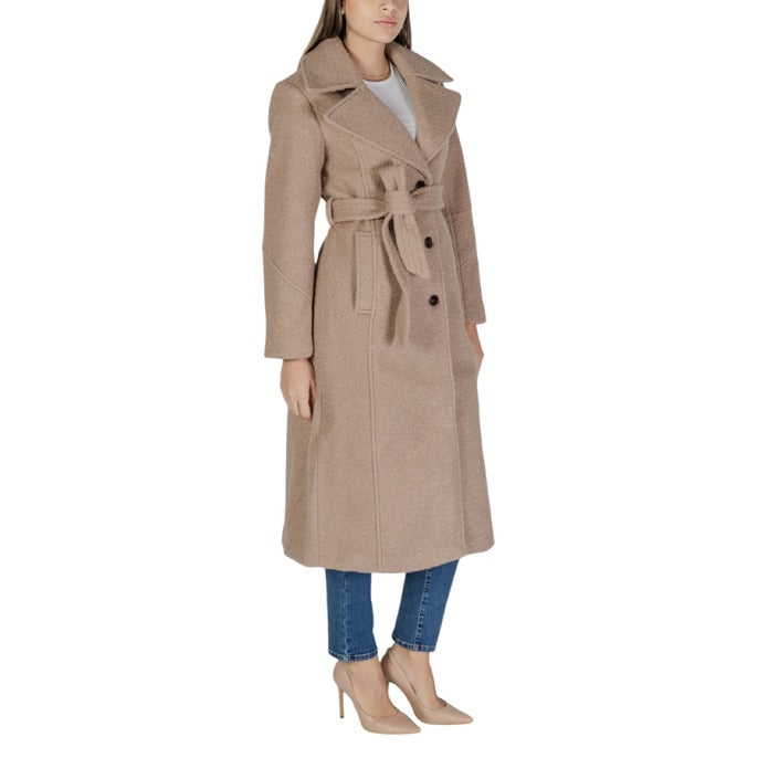 Vila Clothes Coat Women – Stylish and Comfortable Coat for Fall and Winter