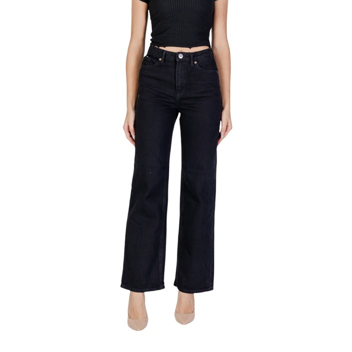 Vero Moda Women's Jeans - Stylish and Comfortable