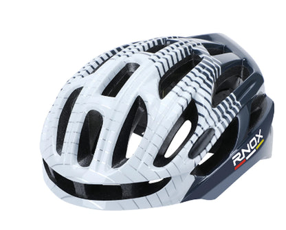 Racing bike helmet aero