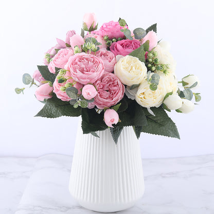 Artificial flowers bouquet