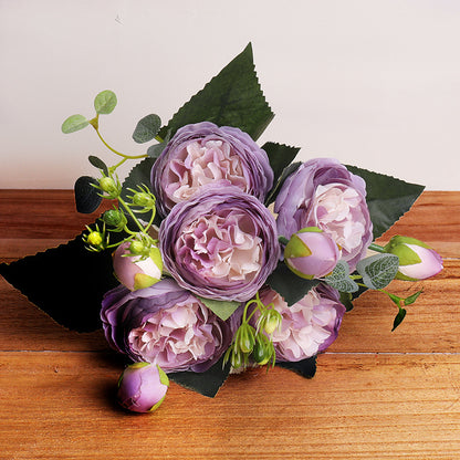 Artificial flowers bouquet